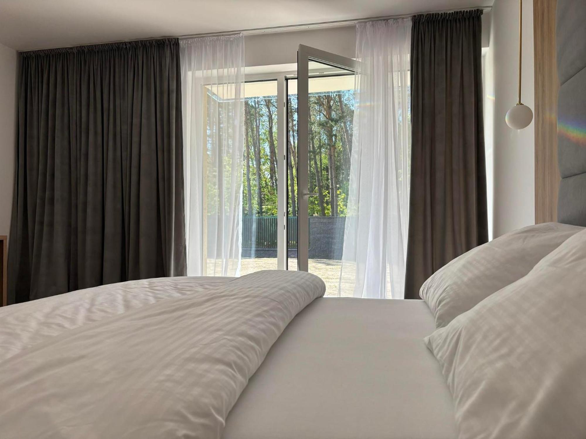 Resort Eden Premium Jastrzebia Gora Exterior foto