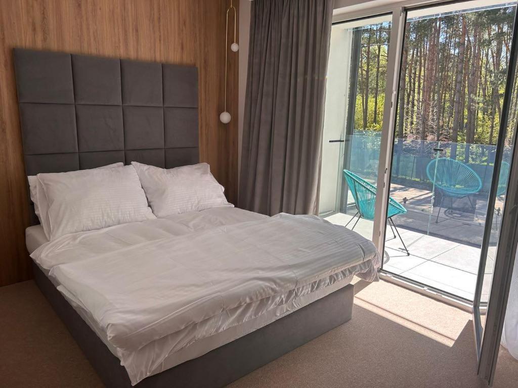 Resort Eden Premium Jastrzebia Gora Exterior foto